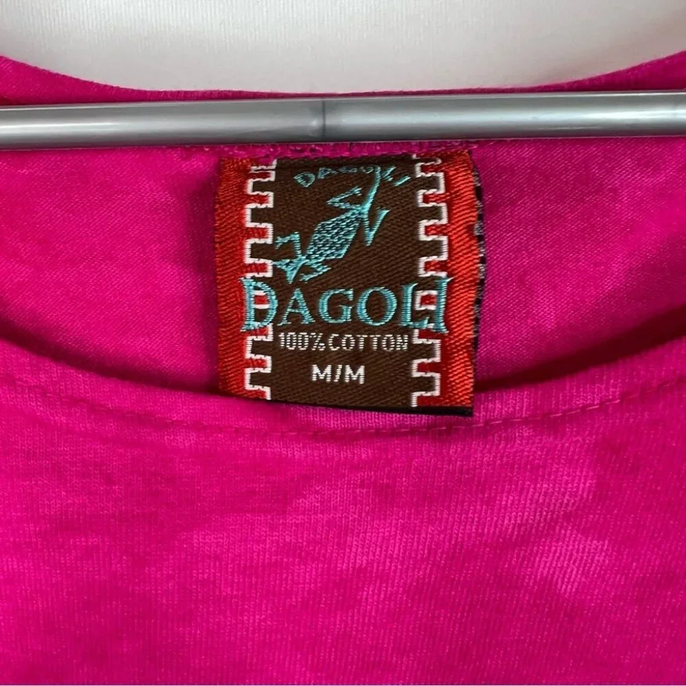 dagoli vibrant pink